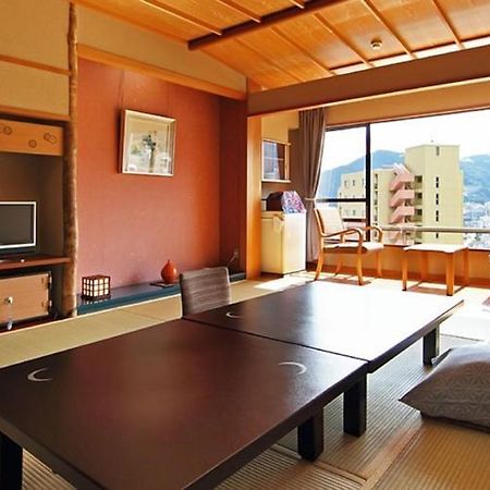 Atami Juraku Hotel Exteriér fotografie